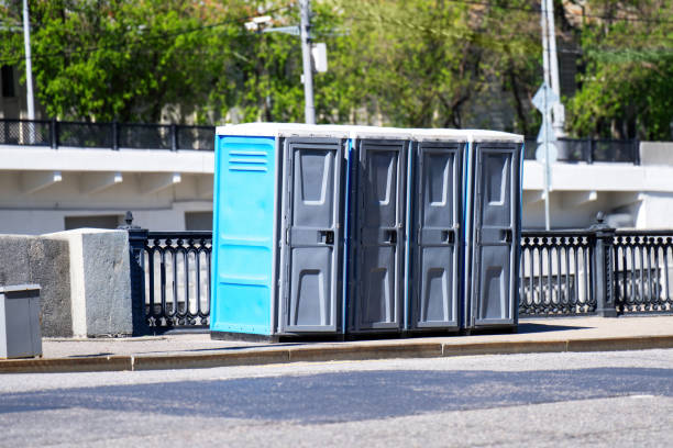Affordable portable toilet rental in Grundy Center, IA