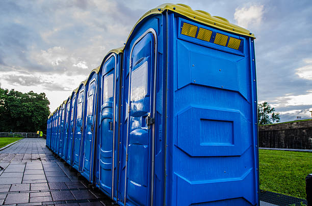 Porta potty delivery and setup in Grundy Center, IA